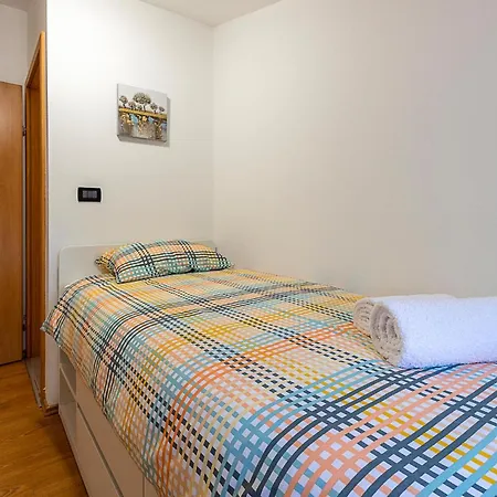 Appartement 3 Bedroom Gorgeous In Režanci